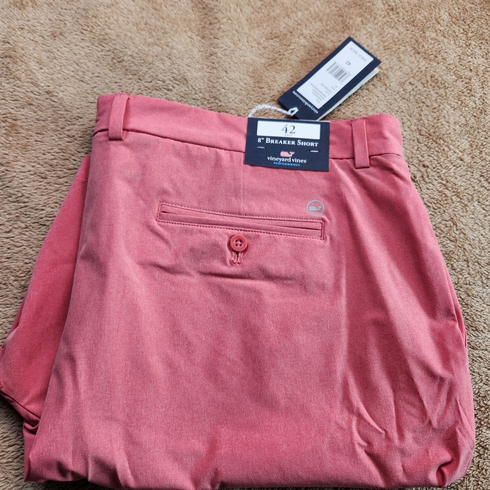 Vineyard Vines NWT Performance Breaker Shorts in Coral Red 8' Inseam